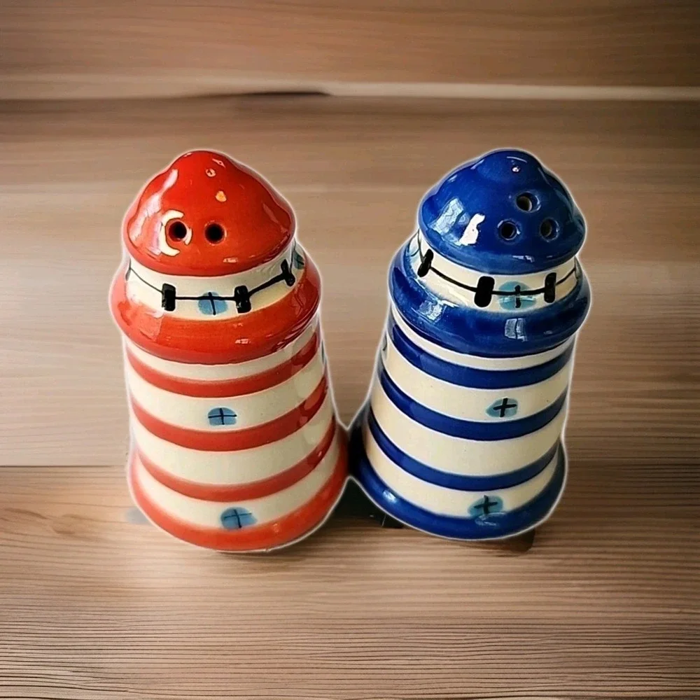 NWT Vintage Light House Salt & Pepper Shakers Handpainted Nautical Striped Cute